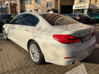 BMW 5 Series foto 2