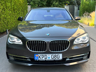 BMW 7 Series foto 10