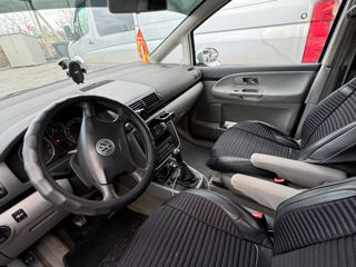 Volkswagen Sharan foto 4