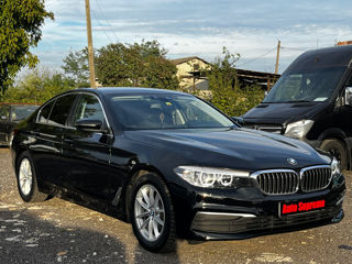 BMW 5 Series foto 1