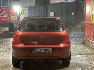 Peugeot 307 foto 4