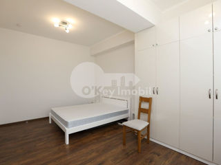 Apartament cu 3 camere, 82 m², Centru, Chișinău foto 2