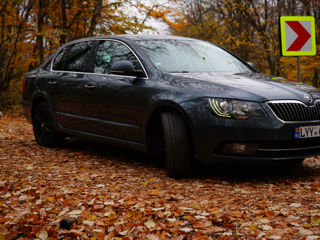 Skoda Superb foto 2