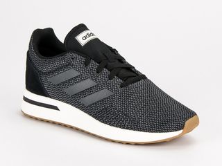 Adidas (Run70S) новые кроссовки оригинал . foto 3