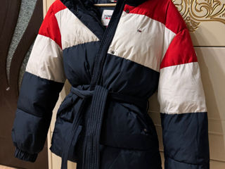 Scurtă tommy hilfiger originală , mar . s-m