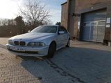 BMW 5 Series foto 2