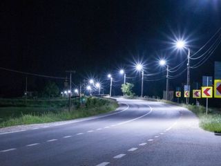 Servicii în domeniul electricității, proiectare, iluminare stradala foto 1