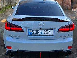 Lexus IS Series foto 2