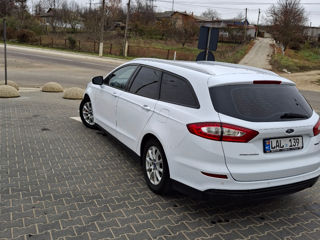 Ford Mondeo foto 4