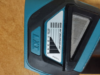 Makita DGA 511 foto 3