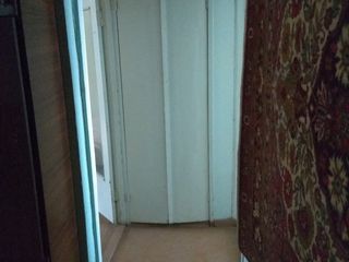 Apartament cu 3 odai in centrul or. Cupcini, etaj 4 din 5, 11 999 euro negociabil foto 9