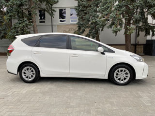 Toyota Prius + foto 5