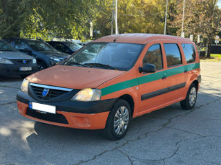 Dacia Logan foto 2