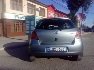 Toyota Yaris foto 4