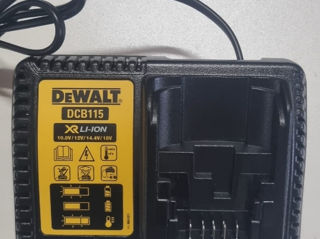 Зарядка  dewalt DCB 1102 и DCB 115