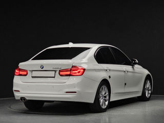 BMW 3 Series foto 2