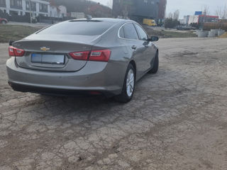 Chevrolet Malibu foto 5