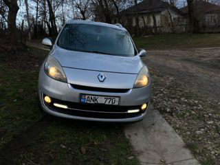 Renault Scenic foto 2