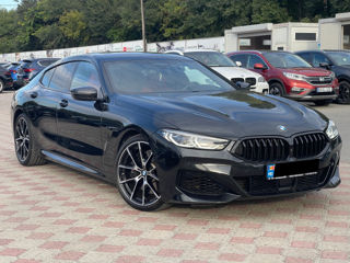 BMW 8 Series foto 5