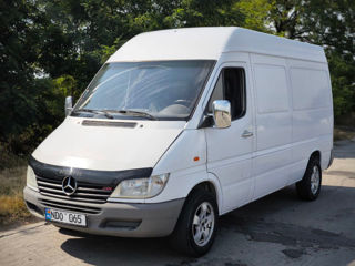 Mercedes Sprinter foto 2