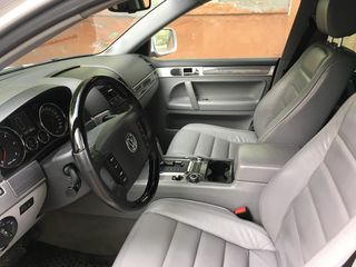 Volkswagen Touareg foto 7