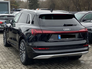 Audi e-tron foto 3