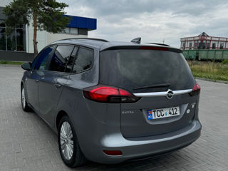 Opel Zafira foto 3