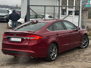 Ford Fusion foto 4