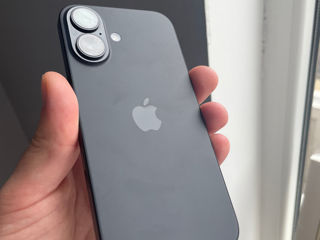 iPhone 16 Black foto 6