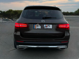 Mercedes GLC foto 4