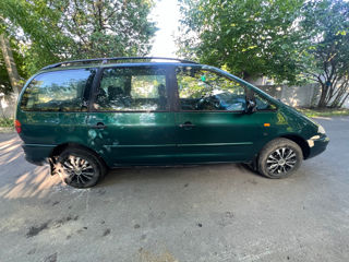 Volkswagen Sharan foto 5