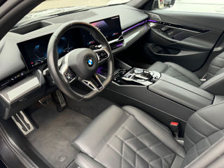 BMW 5 Series foto 7