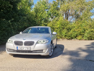 BMW 5 Series foto 1