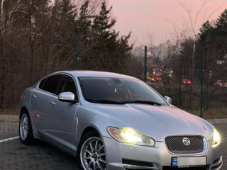 Jaguar XF foto 3