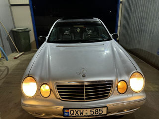 Mercedes E-Class foto 9