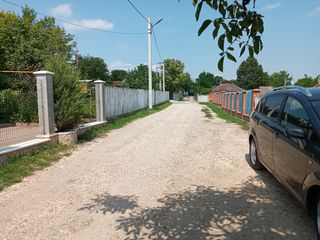 Vind lot de casa în sireți. foto 2