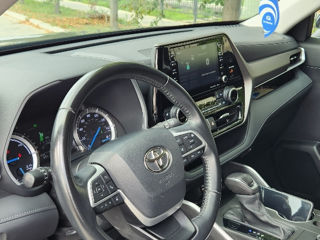 Toyota Highlander foto 7