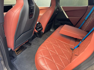 BMW iX фото 7
