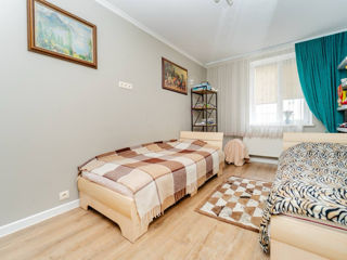 Apartament cu 3 camere, 120 m², Botanica, Chișinău foto 8