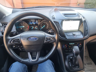 Ford Kuga foto 6