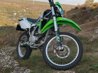 Kawasaki KLX250 foto 10