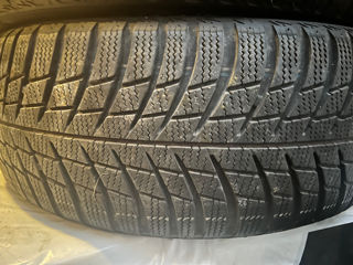 R17 215/55  Bridgestone Blizzak foto 2