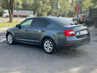 Skoda Octavia foto 16