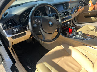 BMW 5 Series foto 7