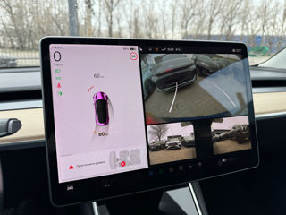 Tesla Model 3 foto 12