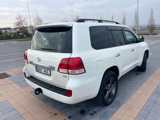 Toyota Land Cruiser foto 4