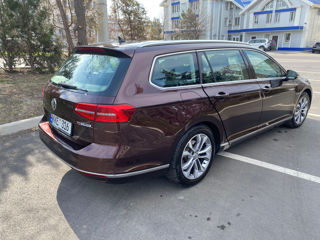 Volkswagen Passat foto 3