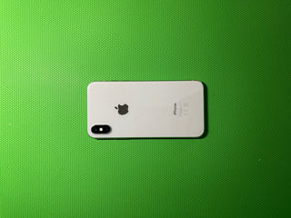 Продам IPhone X silver 64gb