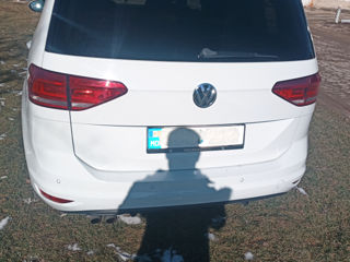 Volkswagen Touran foto 9