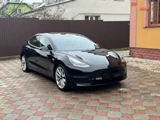 Tesla Model 3 foto 3